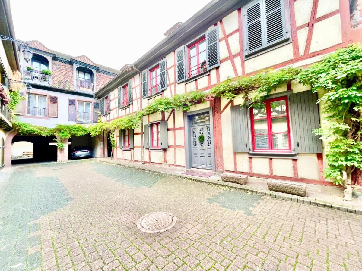 Апартаменты Colmar - Le Nichoir - Centre Historique - Parking Gratuit - Box Velo & Poussette Экстерьер фото
